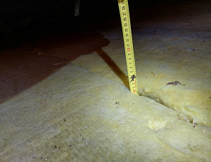 Zateplení dvouplášťové střechy pomocí foukané izolace